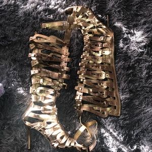 GOLD GLADIATOR STRAP HEEL